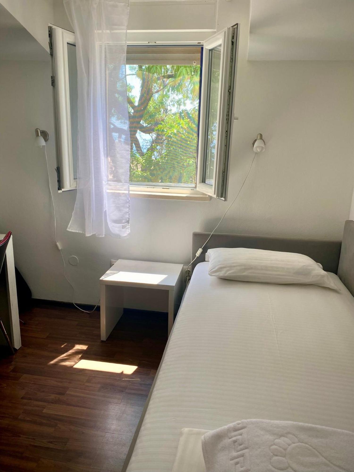 Noa Apartament *